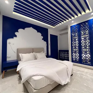 Seven Floors Tunis